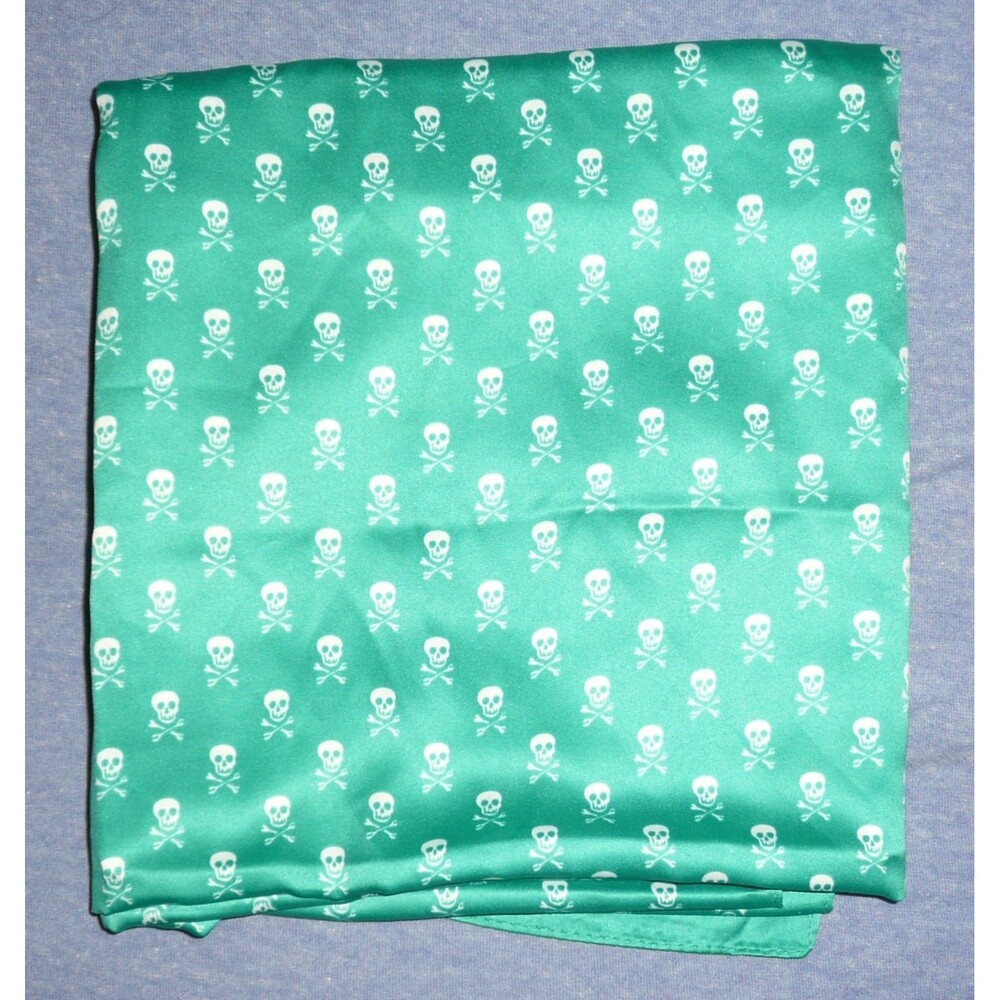 Carpisa Skull Crossbones Green White Scarf Head Neck Pocket Square Dot Pattern